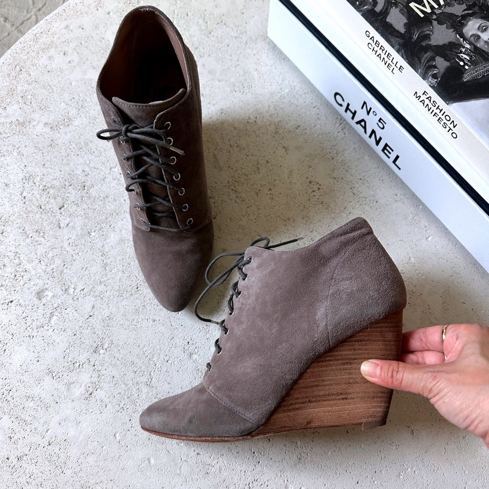 Belle Sigerson Morrison Suede Victorianโ Lace Up Wedge Booties Pointed Toe 7B